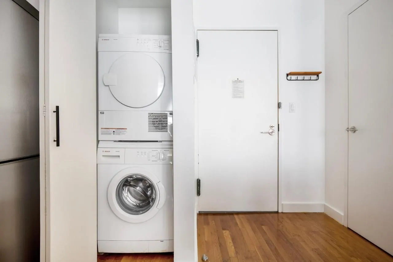 Central Chelsea Studio W Balcony Doorman Nyc-34 New York